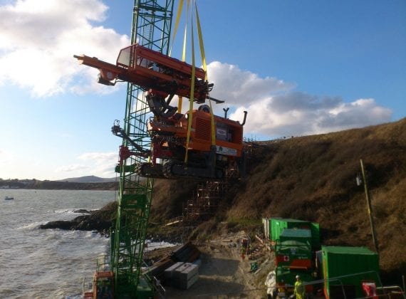 Ground Source Review: RNLI Porthdinllaen. Drill Craning