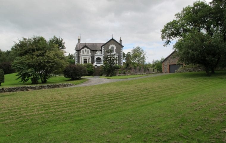 Ground Source Review: Upper Stepford House: House and lawn after two years - Ground recovery