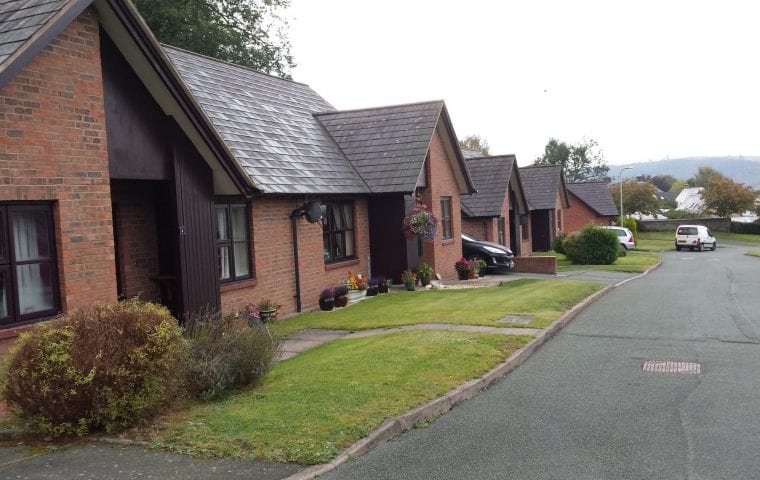 Ground Source Review Bromford Housing Association ǀ Heat Pump - Exterior 1